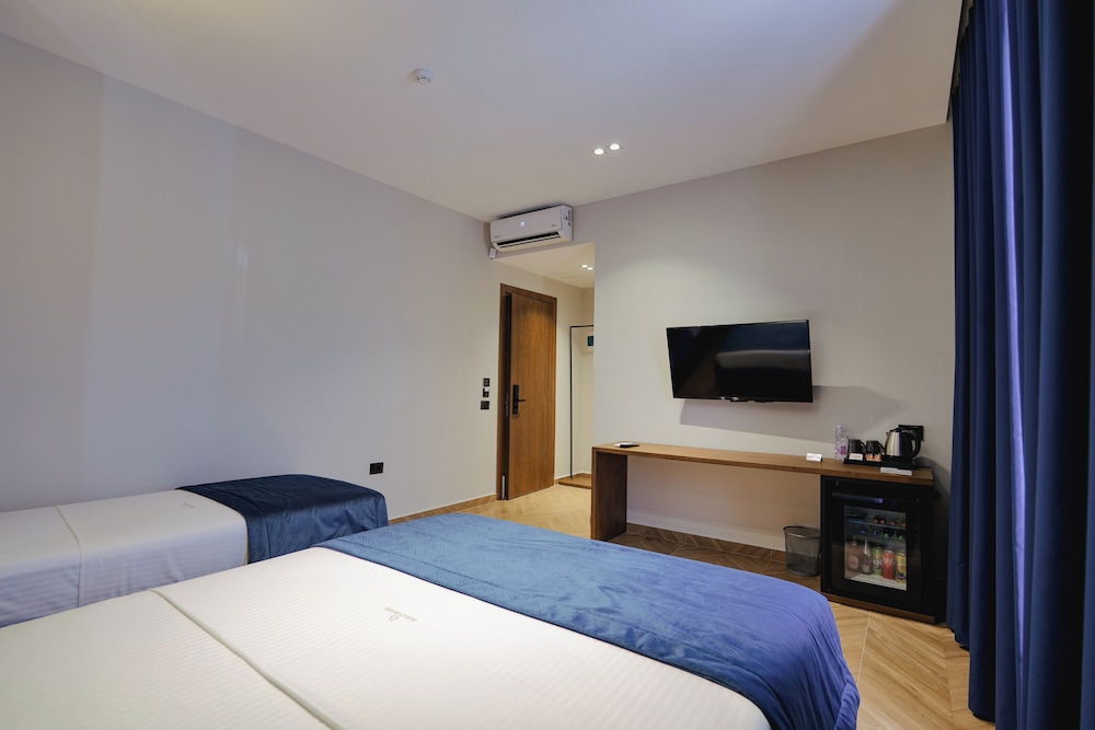 dukas hotel