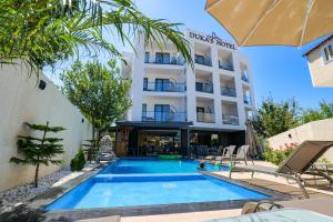 dukas hotel