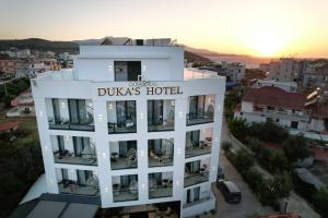 dukas hotel