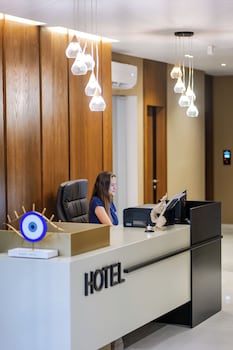 dukas hotel