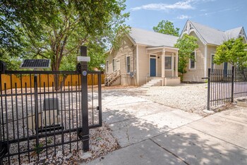 incredible new 3br 2ba near downtown