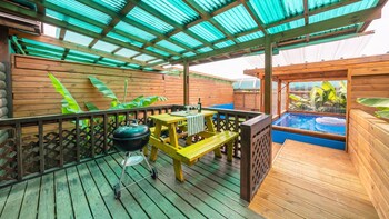 boryeong hidden village pool villa