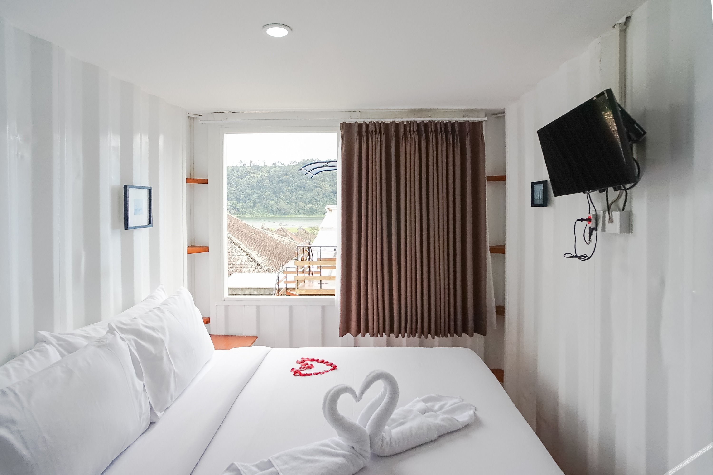 container smart stay by zuzu