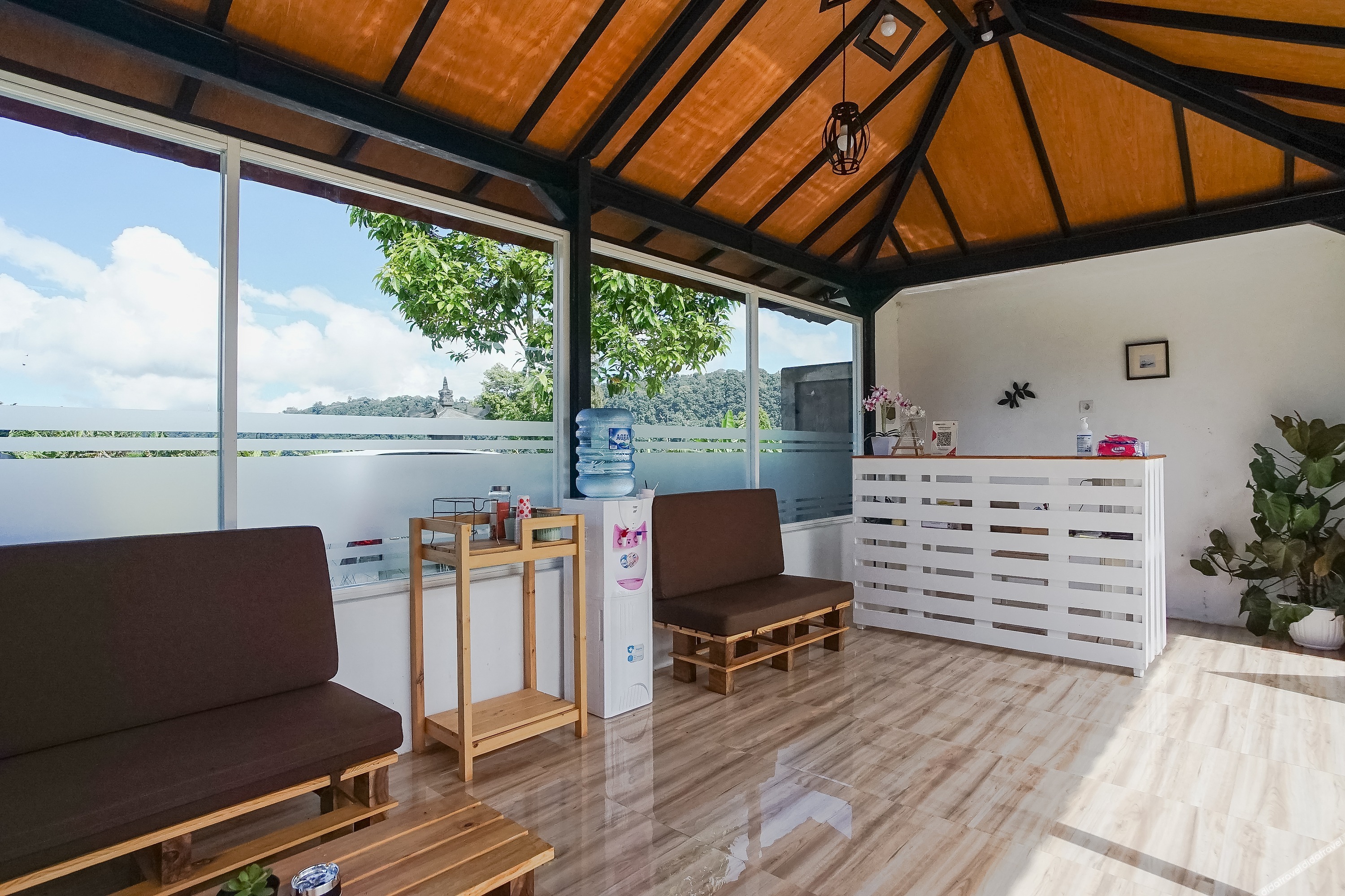 container smart stay by zuzu