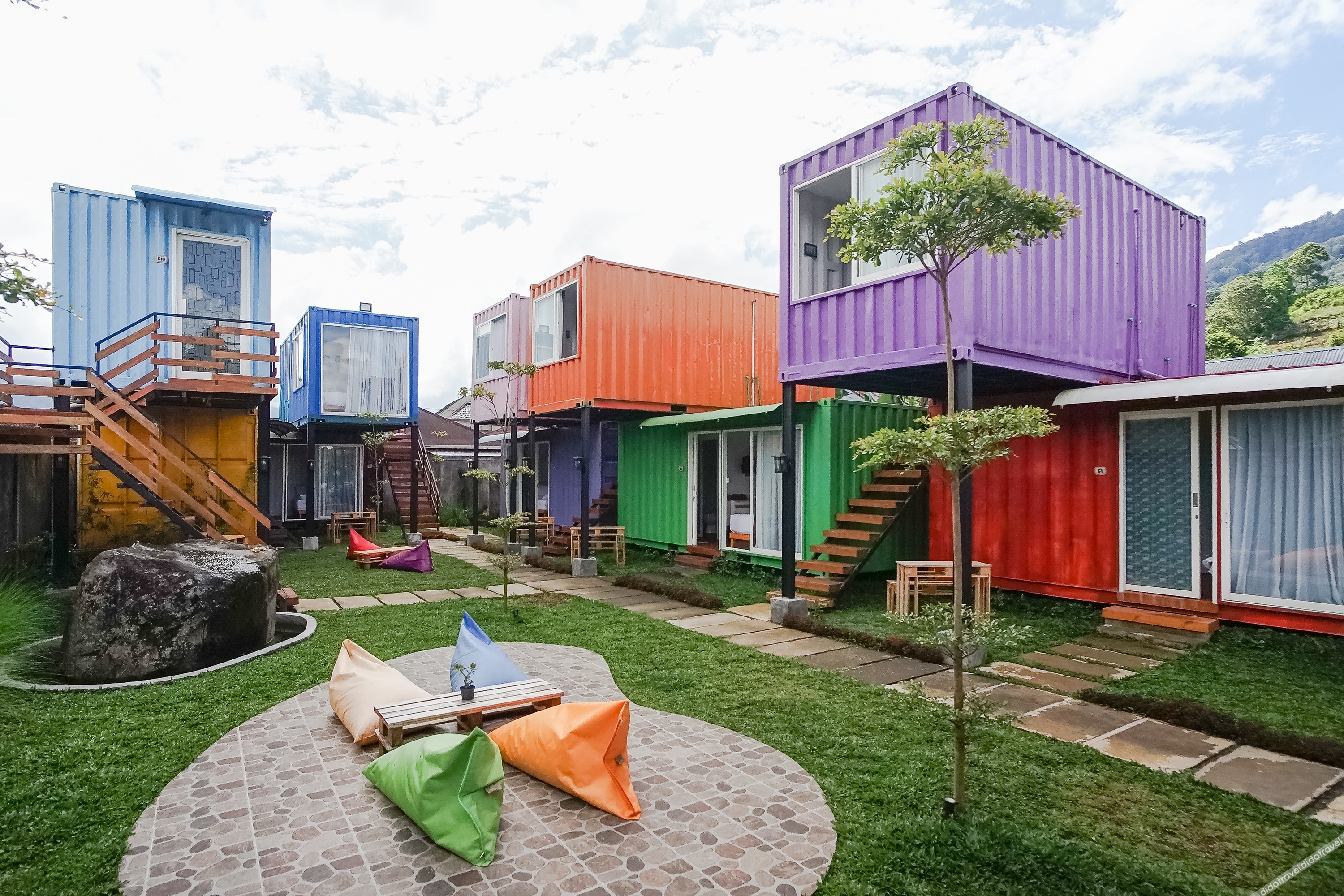 container smart stay by zuzu