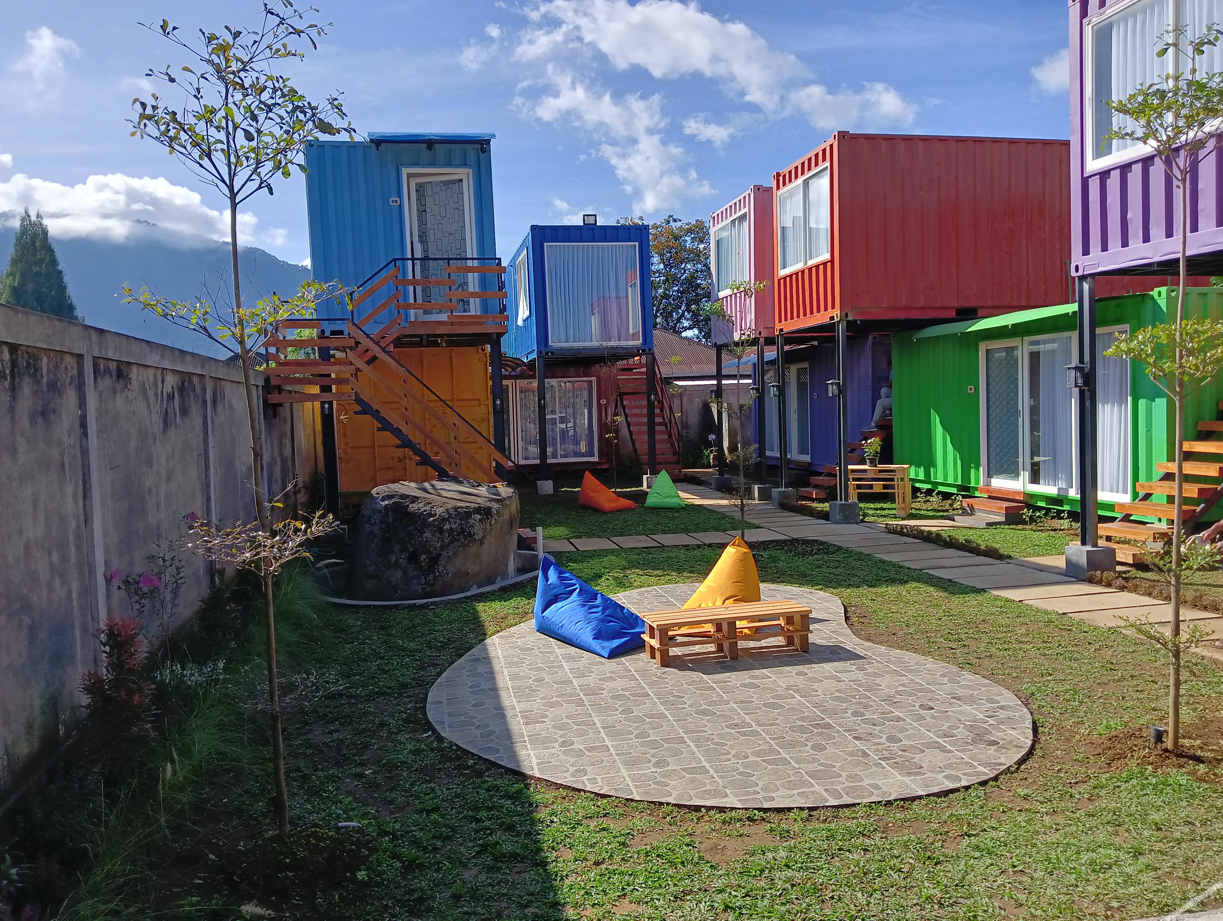 container smart stay by zuzu
