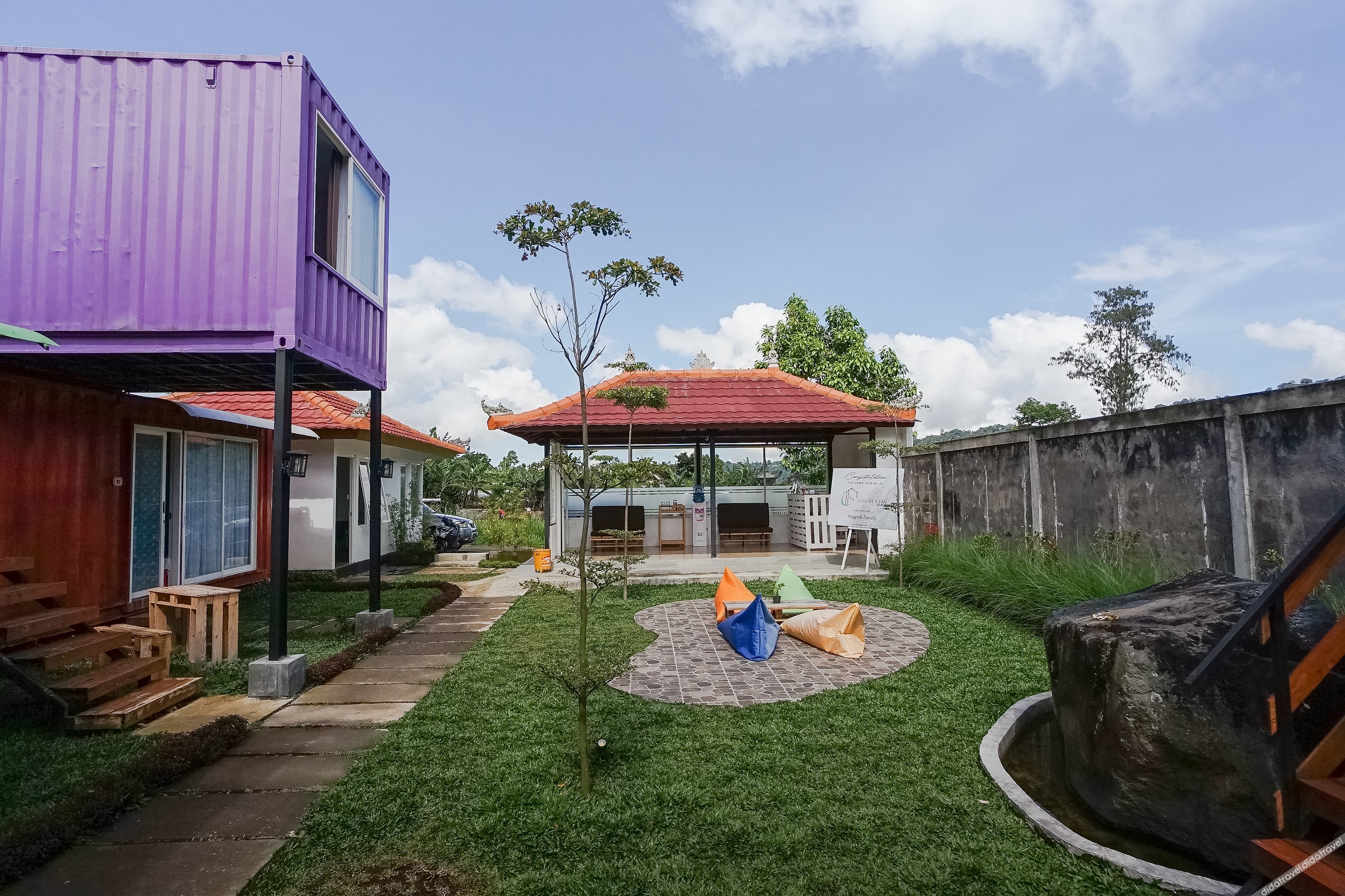 container smart stay by zuzu