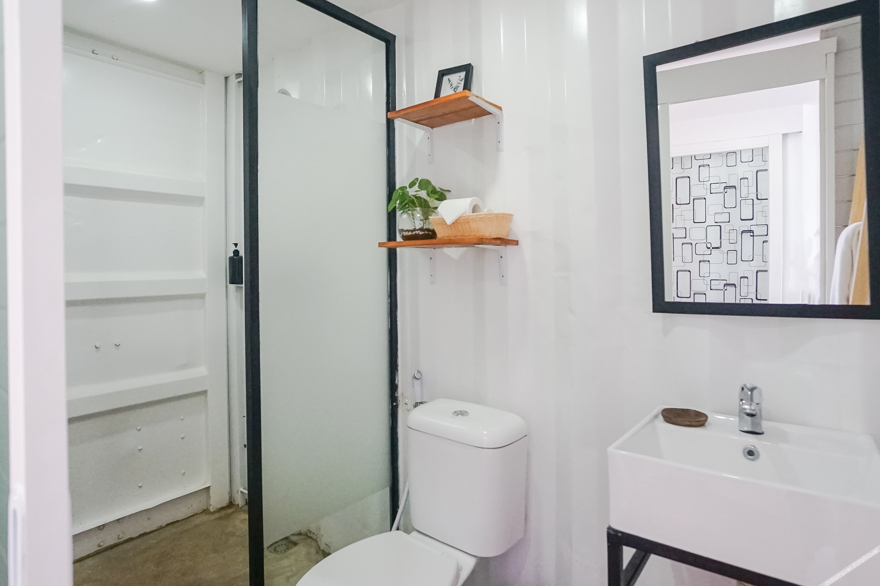 container smart stay by zuzu