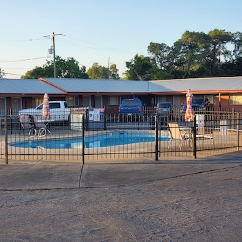 vanguard motel