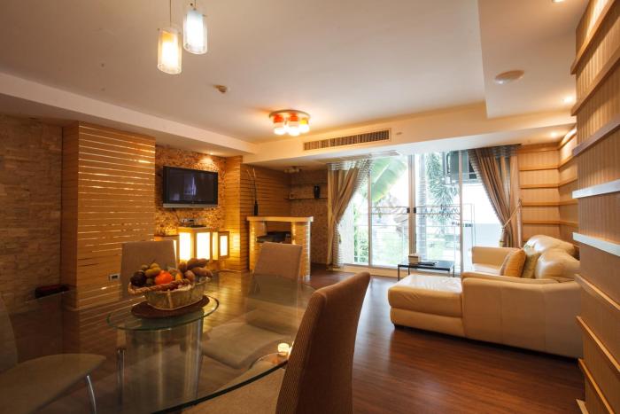 2bedrooms3baths bkk downtown near asoke btsmrt