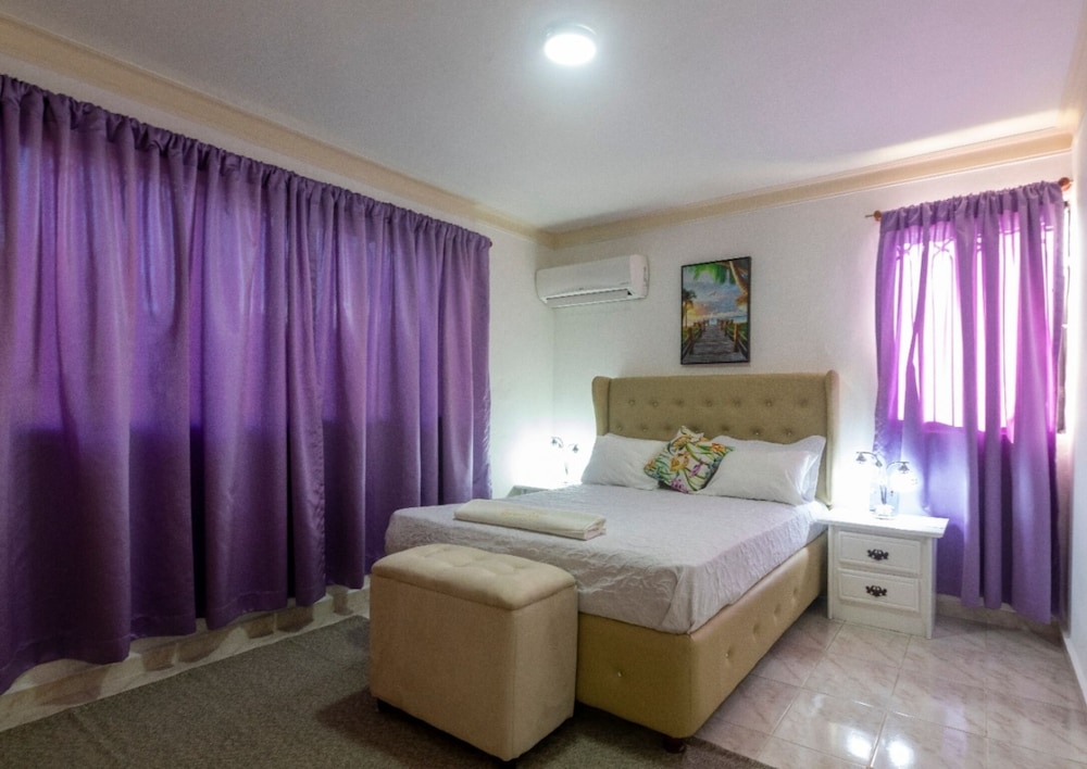 fully equipped 2br aptdt5mins to the beach