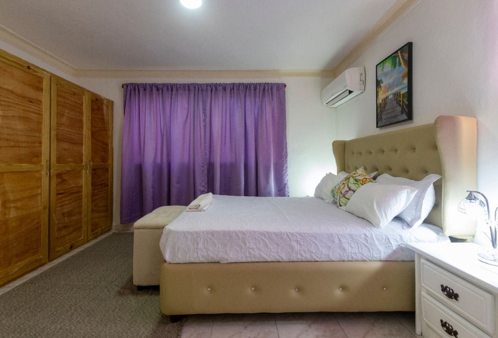 fully equipped 2br aptdt5mins to the beach