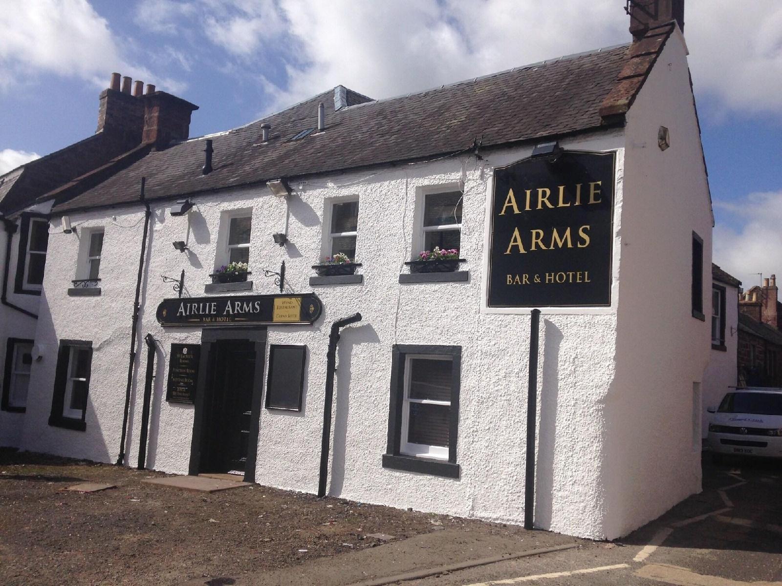 Airlie Arms Hotel,Forfar>>Dundee,3 star