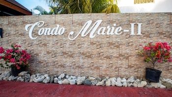 cozy and central apartment 1br 1ba with pool