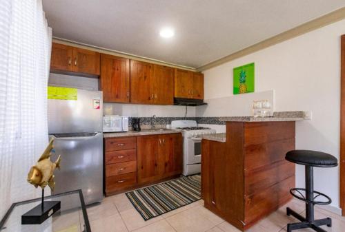 cozy and central apartment 1br 1ba with pool