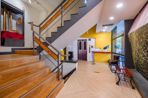 check inn express taichung feng chia