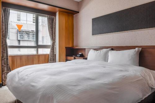 check inn express taichung feng chia