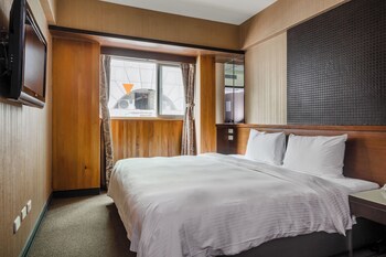 check inn express taichung feng chia