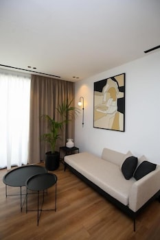 nobus hotel