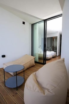 nobus hotel