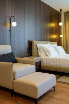nobus hotel