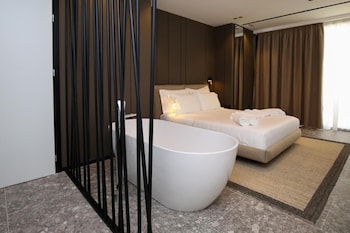 nobus hotel