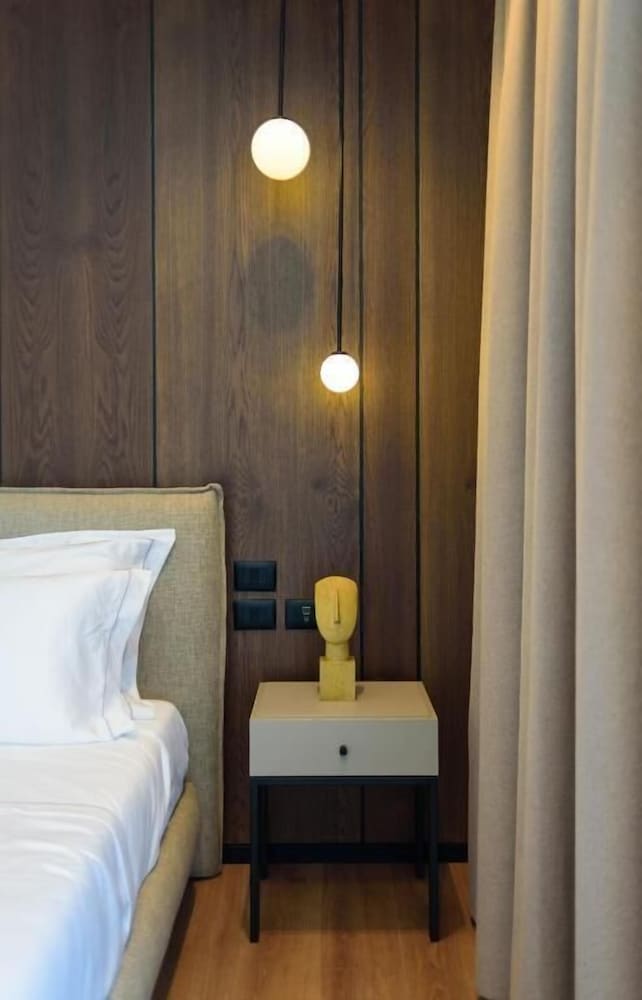 nobus hotel