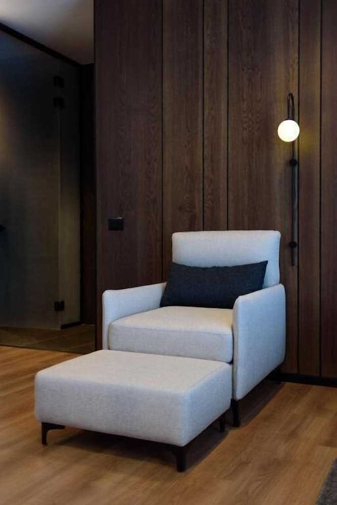 nobus hotel