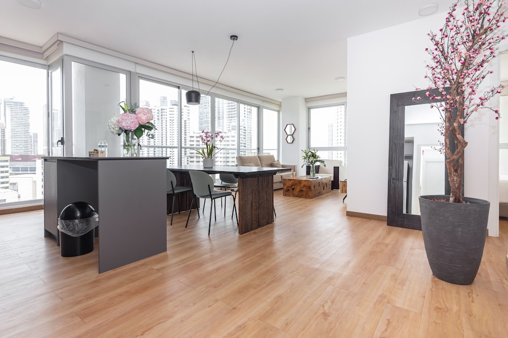 boutique apartments panama