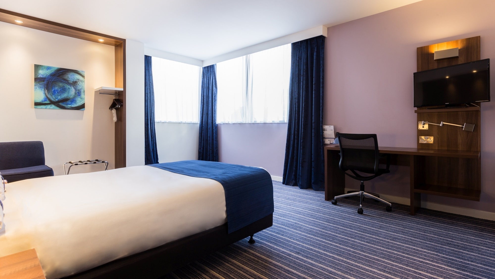holiday inn express wakefield by ihg