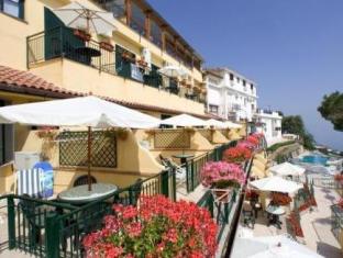 Le Terrazze,Campania>>Amalfi Coast,3 star