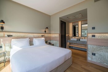 golden star sea side resort