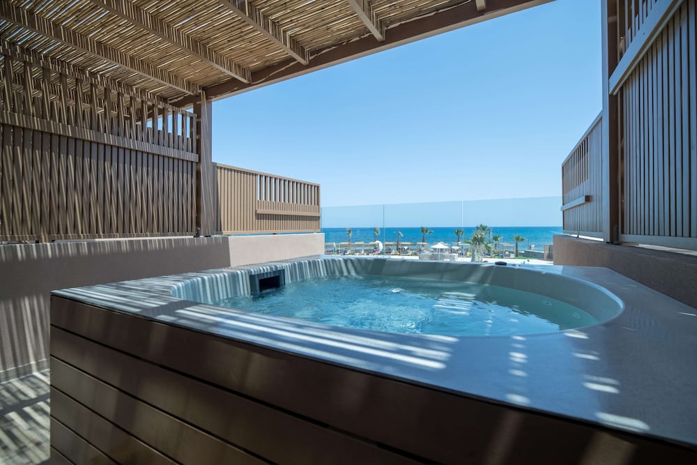 golden star sea side resort