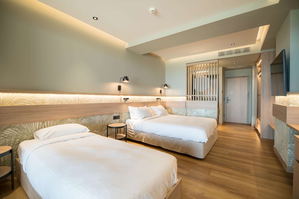 golden star sea side resort