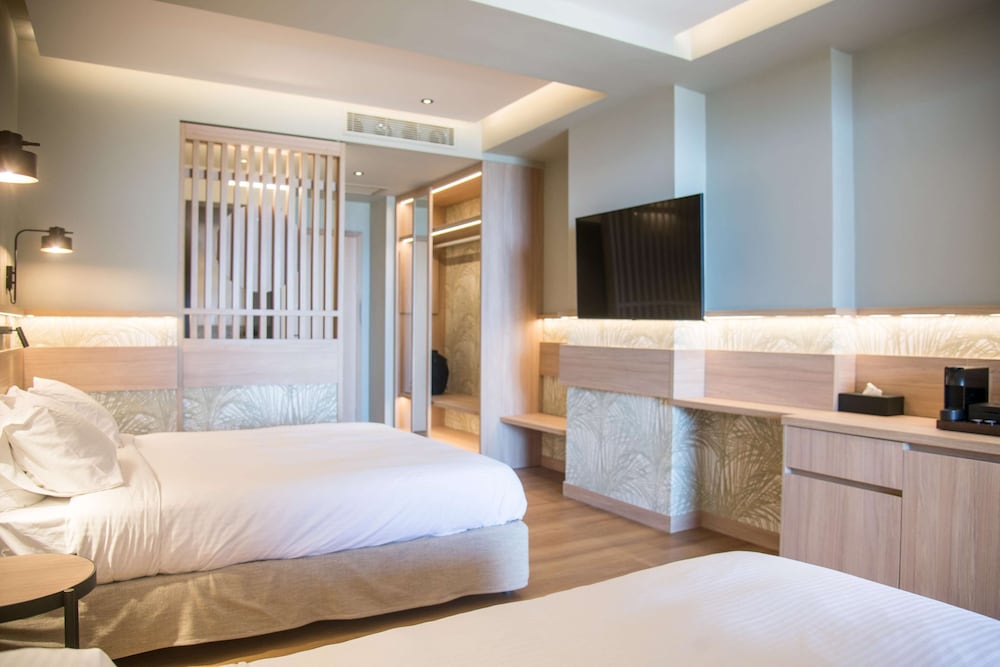 golden star sea side resort