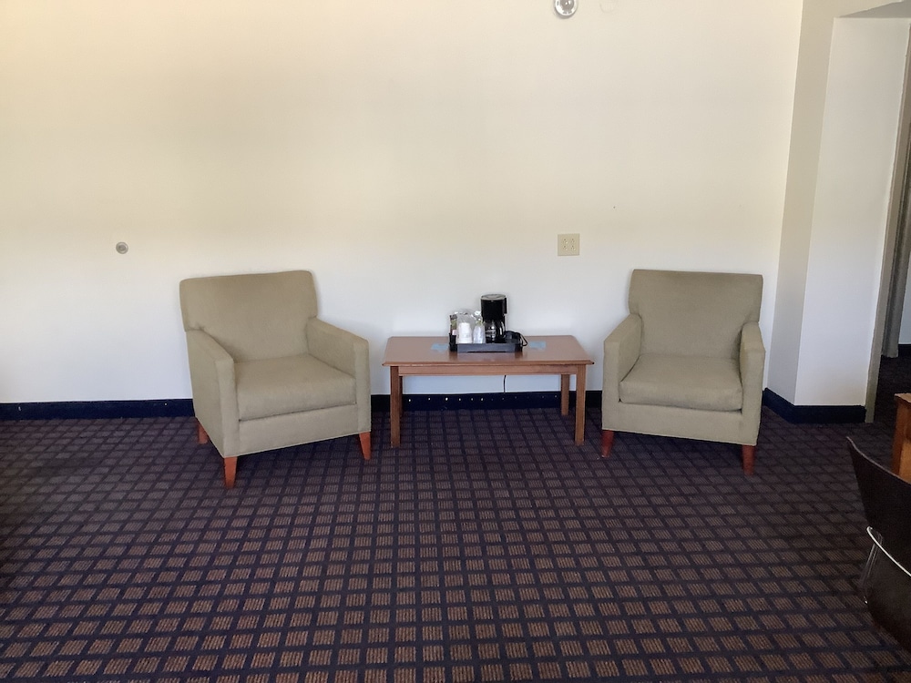 silver spur vintage inn and suites