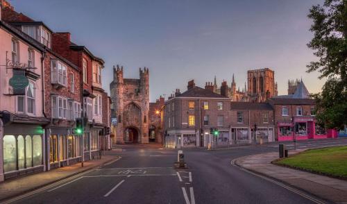 doubletree by hilton york