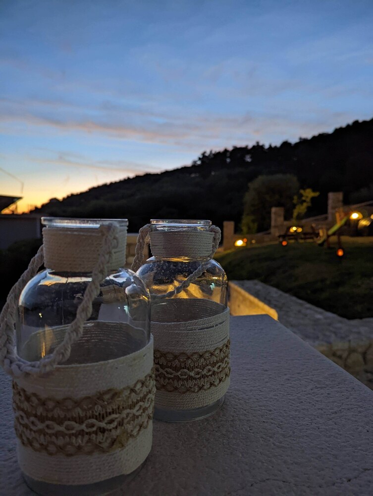 natura luxury suites parga
