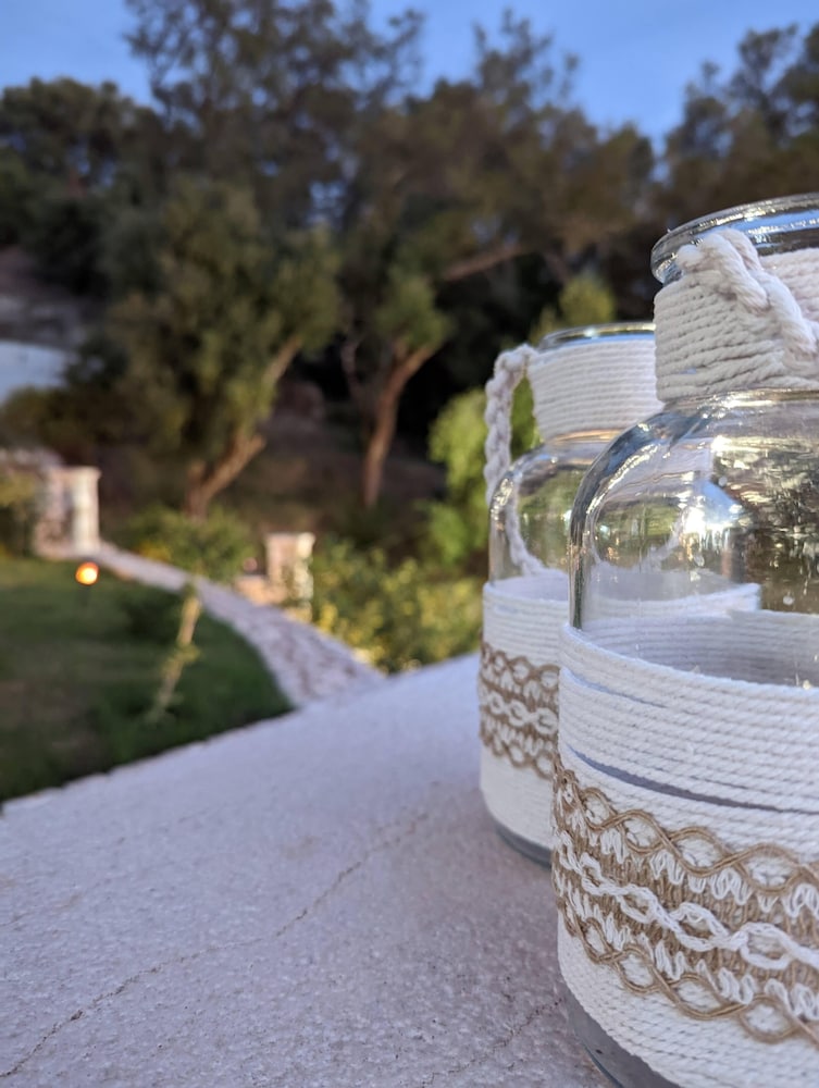 natura luxury suites parga