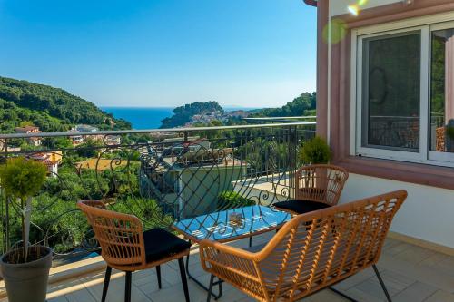 natura luxury suites parga