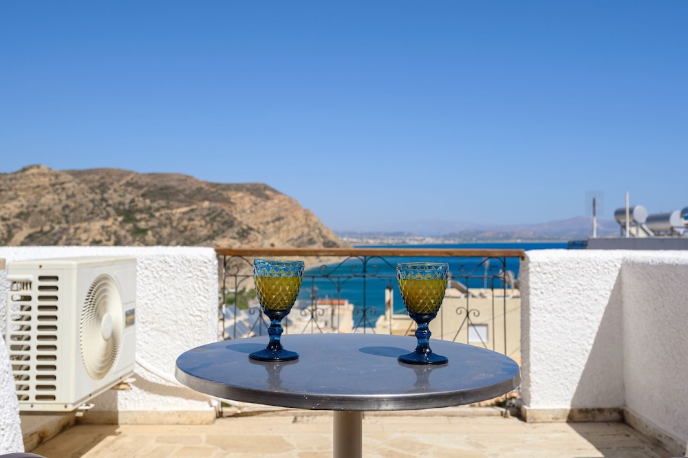 Adonis Hotel,Agios Vasileios>>Agia Galini,2 star