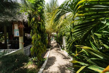 gk palm resort watamu