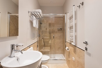 at 41 luxury suites and rooms