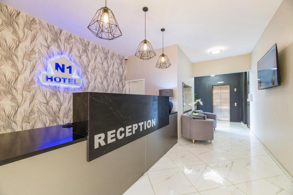 n1 hotel rotten row harare
