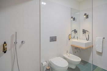 feel corporate housing campanh 06