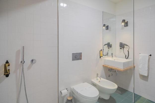 feel corporate housing campanh 06