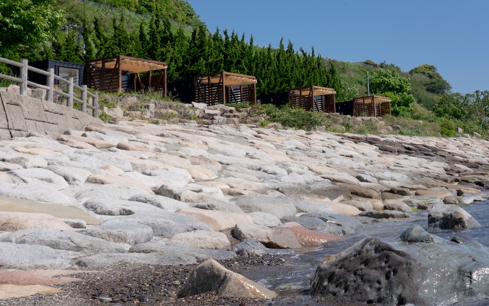 retreat sado island glamping