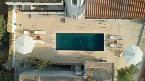 hello village chania