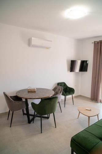 hello village chania