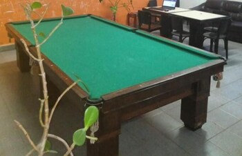 hotel sacra familia
